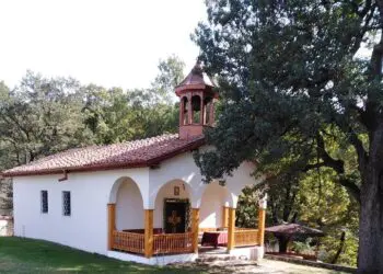 Край Златна ливада, може да посетите най-старият манастир в Европа