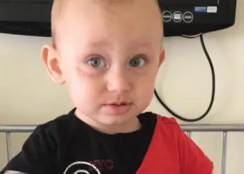 Нека помогнем на малкия Марти да се пребори за живота си