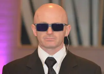 Плешивостта заплашва всички хора, които работят до късно и работохолиците