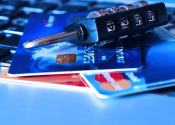 По празниците не стават само чудеса. Внимавайте да не станете жертва на тези престъпления