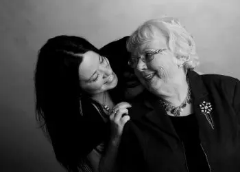 Най-добрите и най-лошите свекърви на зодиака! Проверете вашата каква е