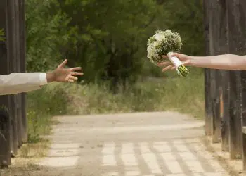 Най-неподходящите любовни връзки в зодиака