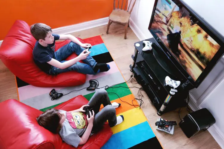 Българска компания съкрати рекламния си бюджет, за да дари пари за респиратор и предпазни средства!