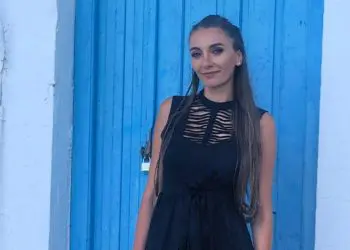 Българка спря да продава медицински консумативи, за да ги дари на болниците, които се борят с коронавируса!