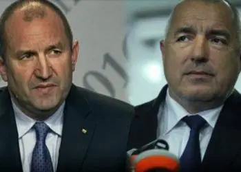 Премиерът Борисов и президентът Радев проведоха спешен разговор заради коронавируса и усмиряването му!