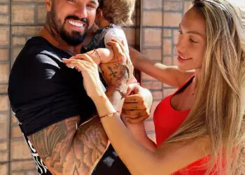 Златка Райкова, Благой Георгиев и Благо-младши с еднакви гривни