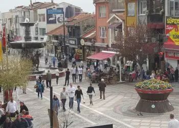 Масово българи тичат в Турция за безумно евтини хранителни стоки и всичко останало! Кога и тук ще е така? (СПИСЪК)