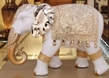 Фигурките на слон носят щастие и пари, но има нещо друго за тях, което ще чуете за първи път