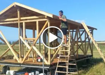 Ето как се прави сглобяема мобилна къща от дърво в България, която е доста евтина (ВИДЕО)