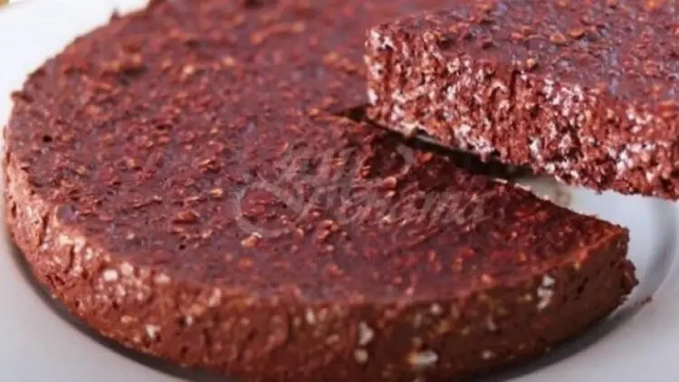 Най-разкошната диетична торта с 3 продукта – става за 10 минути без печене – без захар, яйца и брашно