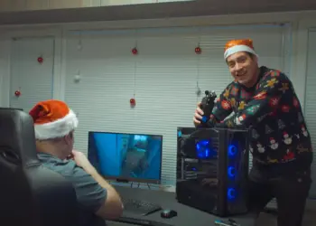 Българска IT фирма направи Коледата на едно 10 годишно дете незабравима!