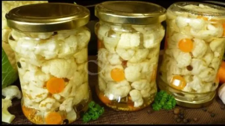 Най-бързата и лесна туршийка – с най-любимия на всички карфиол