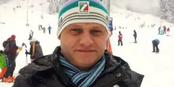 Венци от Карлово страда от рядка болест и е получил очен кръвоизлив, има нужда от спешно лечение в Турция