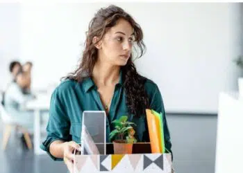 Трябва ли да напусна работата, която обичам, за по-добро заплащане на друго място?