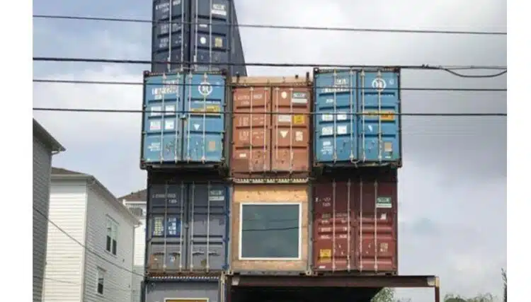 Удивителен дом-мечта, изграден от 11 транспортни контейнера