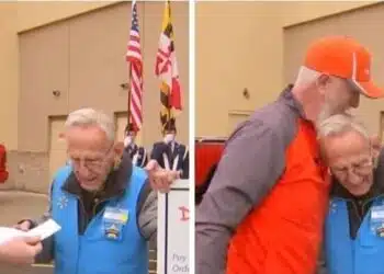 Касиер в супермаркета успя да се пенсионира на 82 благодарение на грижовните тиктокери