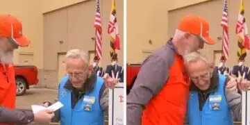 Касиер в супермаркета успя да се пенсионира на 82 благодарение на грижовните тиктокери