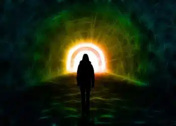 Историята на една клинична смърт: Връщай се! Още не ти е дошло времето да си тук горе!