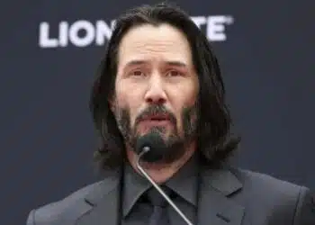 Киану Рийвс се обърна към полицията, за да го предпази от досадния роднина