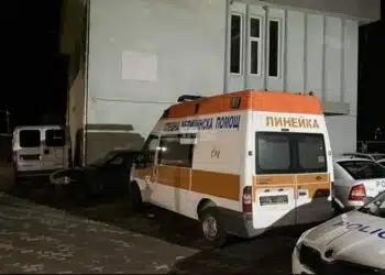 Детето, което бе ударено от мълния, все още се бори за живота си!