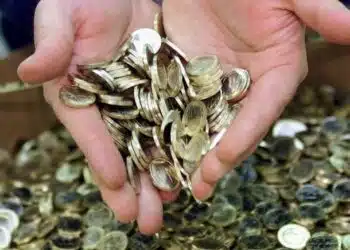 „Боже, пази България“ ще е посланието на монета от 2 евро