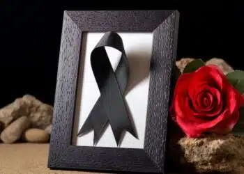 Абсурдно! Как закон принуждава близки на починали хора да плащат хиляди левове, за да получат смъртен акт и да изпратят за последно любимите си хора…