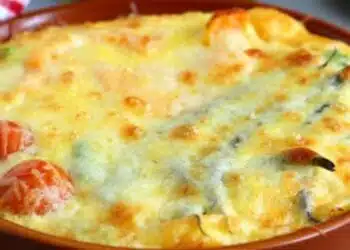 Уникално лятно изкушение: Запеканка от тиквички със сирене и копър