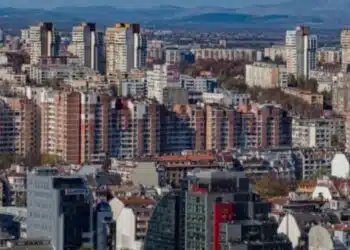 Панелните блокове: неяснота и спекулации за бъдещето им