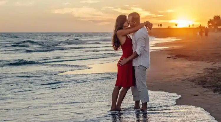 Купидон вече е приготвил стрелите си: тези 3 зодии ще намерят любовта през август 2023 г.!