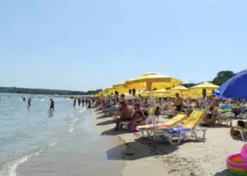 Не се поддавайте на измами докато летувате на плажа! Ето за какво да внимавате: