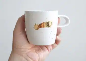 Всяка домакиня е добре да знае това: Как да премахнете тъмните отлагания от Вашите съдове?