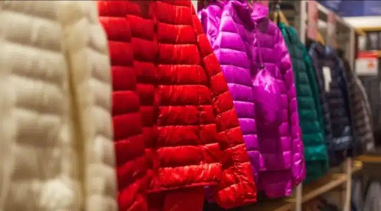 Няма да Ви се налага да перете якето: с помощта на тези природни средства мазните петна ще останат в миналото