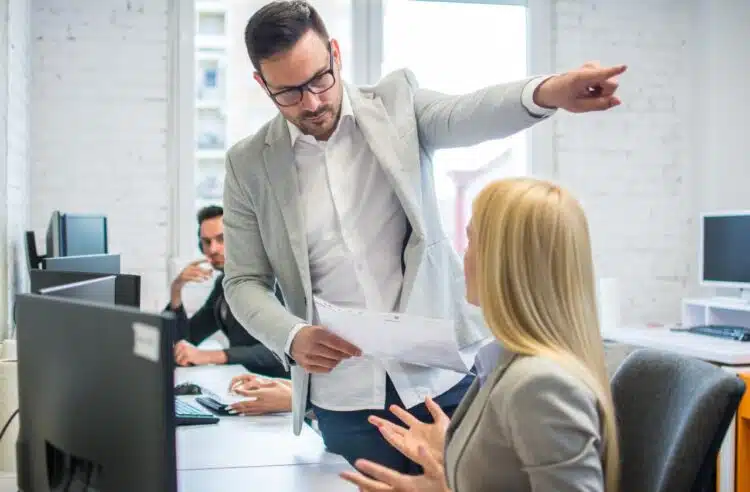 Забравете ги: Заради тези 6 фрази могат да ви уволнят незабавно