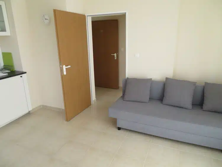 Каи неща „изяждат“ квадратни метри: Правят стаята миниатюрна