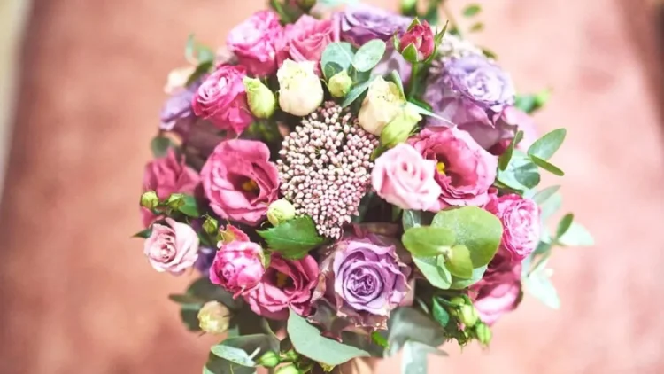 Ето как букетът да издържи един месец – няма изсъхване