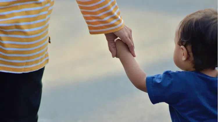 Фрази, които майката никога не трябва да казва на детето си, иначе то ще я намрази