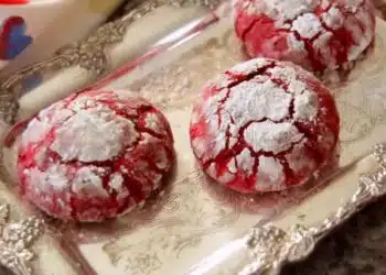 Този десерт е по-вкусен от целувките: рецепта за сладки Червено кадифе