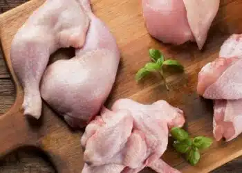 Коя част от пилешкото е най-вредна: много хора я ядат