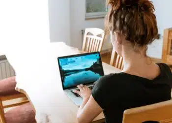 Как да останете здрави, ако имате заседнала работа: препоръки на експерти