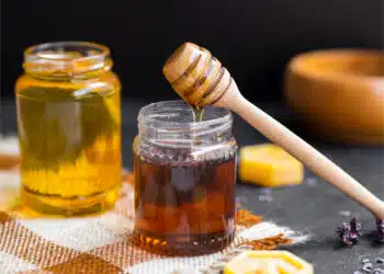 Как да ядем мед за неговите ползи: прости правила за здраве