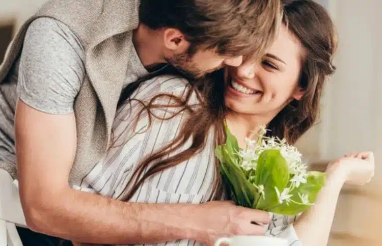 5 фрази, които един мъж казва, когато е влюбен: това са признаци, че той искрено се надява на съвместно бъдеще с жената до себе си