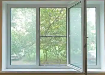 Ето с кои средства можете да премахнете драскотините по пластмасата на прозорците