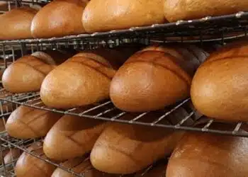 Ето с колко може да поскъпне хляба, ако ДДС върху него се върне на 20%