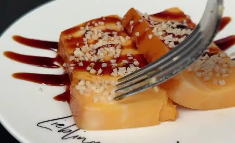 Най-вкусният десерт без печене: Бие крем карамела и е много по-лесен за правене