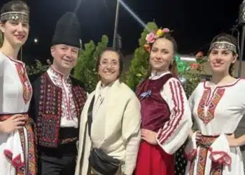 Българи в Чикаго даряват 3000 долара на родни читалища в Северозападна България